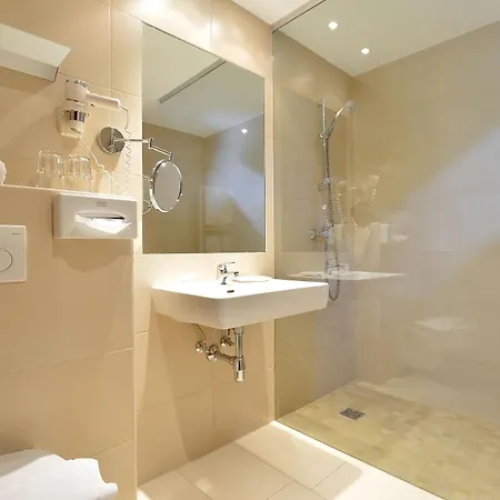Malerhaus 4* Fügen