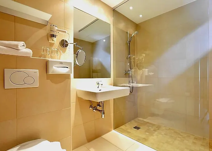 Hotel Malerhaus Fügen