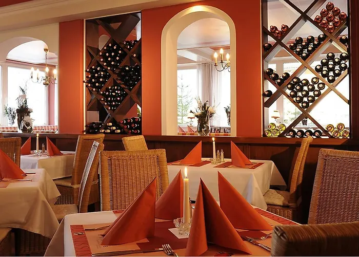 Hotel Malerhaus Fuegen